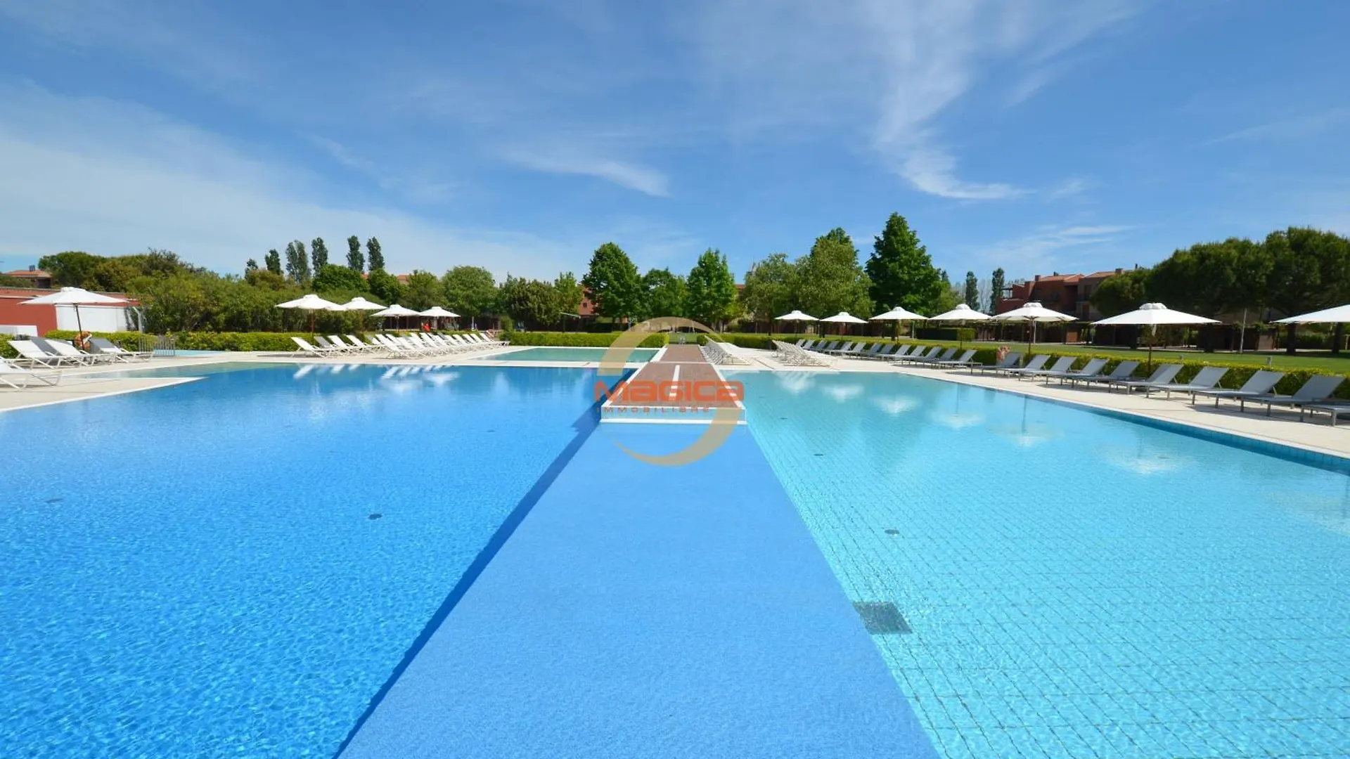 Magica Immobiliare - Golf Jesolo Village 179 contacts